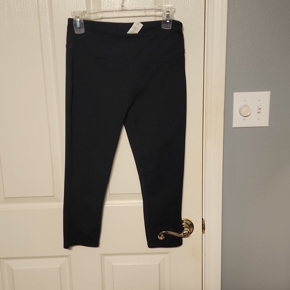 Fabletics capri leggings